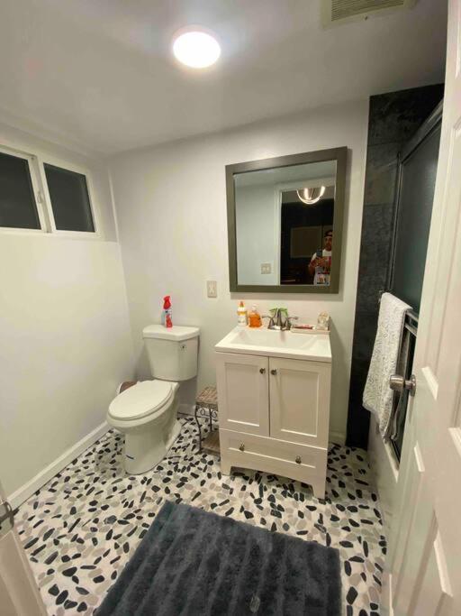 Ferienhaus Victorian Oasis: Charm & Convenience Near Merritt Oakland
